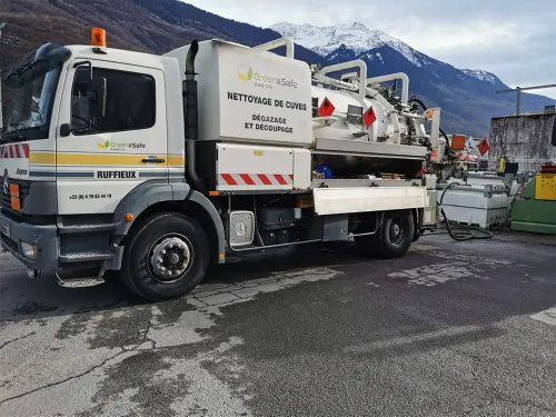 Camion Hydrocurreur Green & Safe